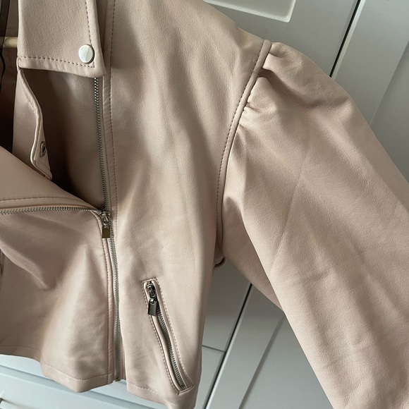 Vegan leather crop biker jacket - Picture 3 of 4